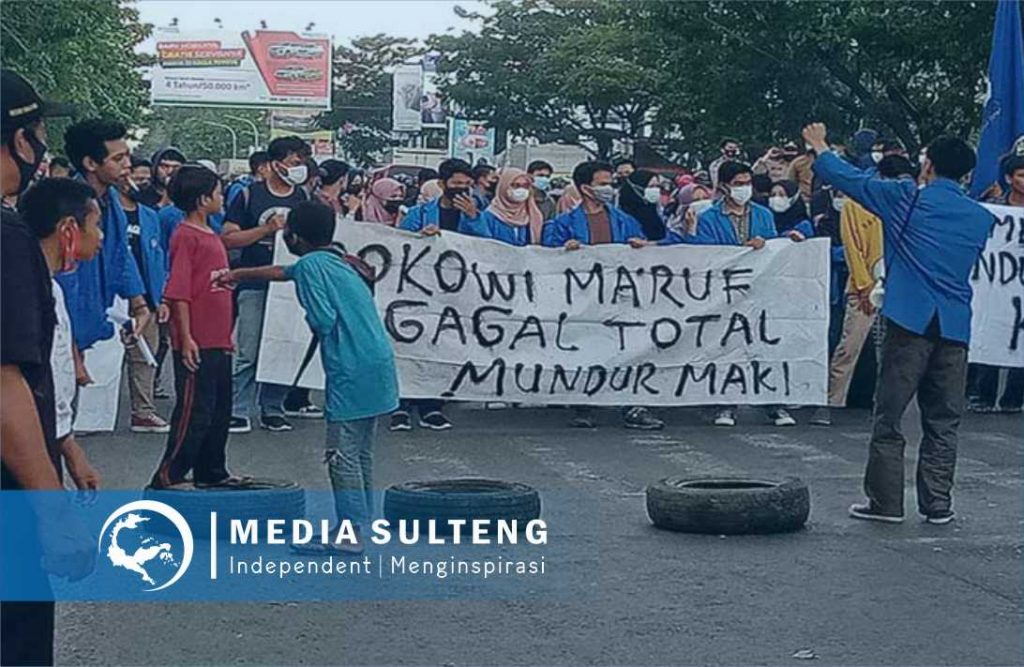 Mahasiswa Muhammadiyah Makassar Tuntut Jokowi-Ma'ruf Mundur