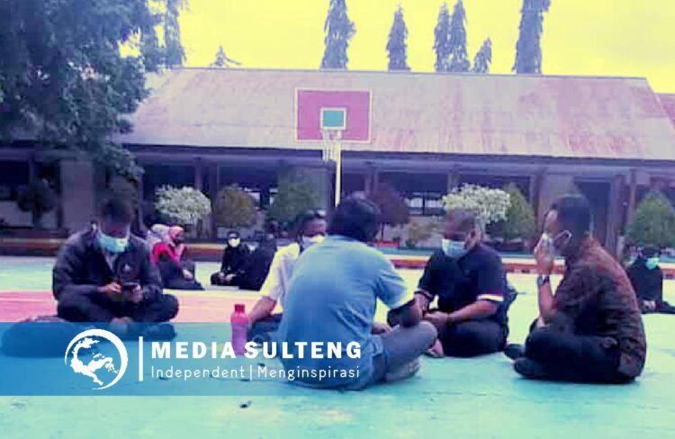 Mogok-SMAN-3-Poso-tak-terima-mantan-kepsek-disebut-korupsi