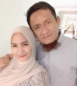 Muhammad Lahay Bupati Tojo Una Una